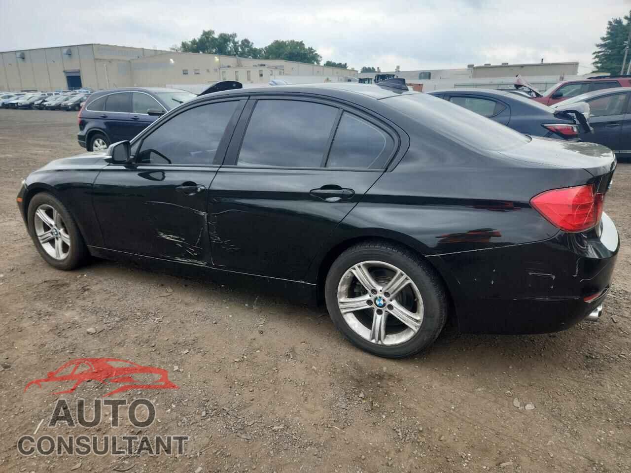 BMW 3 SERIES 2013 - WBA3B5G58DNS04461