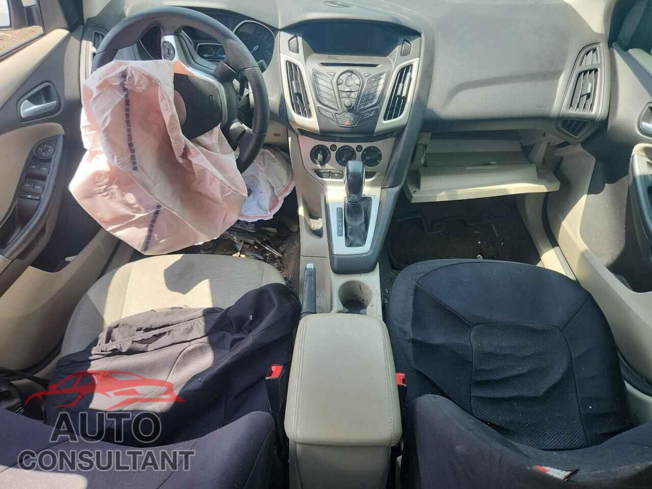 FORD FOCUS 2014 - 1FADP3F27EL115326