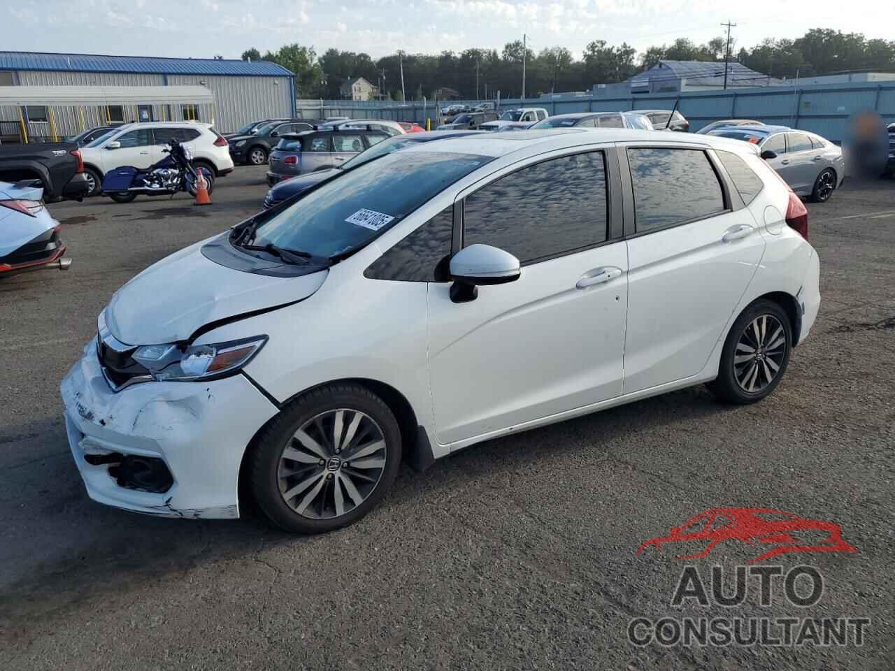 HONDA FIT 2018 - 3HGGK5H84JM708817