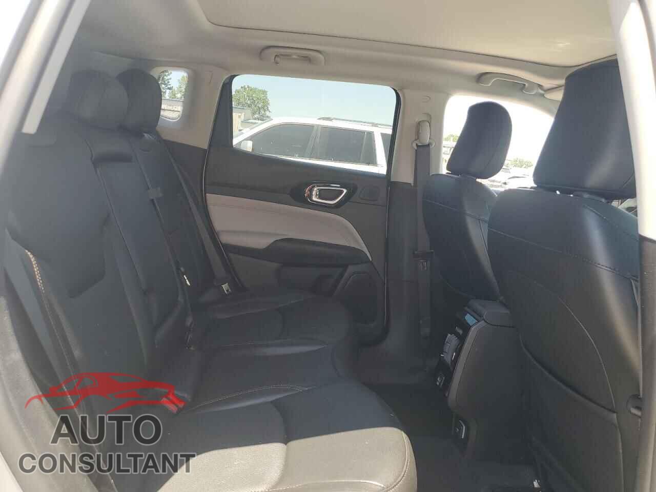 JEEP COMPASS 2022 - 3C4NJDCB8NT142288
