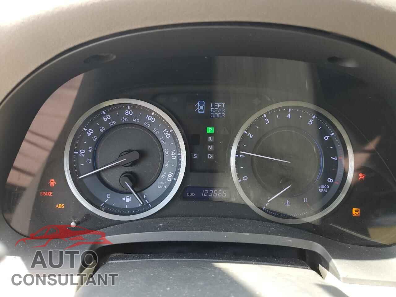 LEXUS IS 2013 - JTHBF5C20D5187703