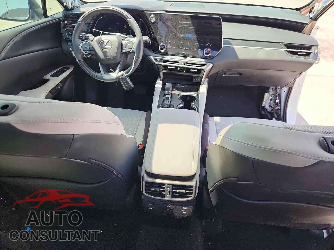 LEXUS UNKNOWN 2025 - 2T2BBMCA0SC088793