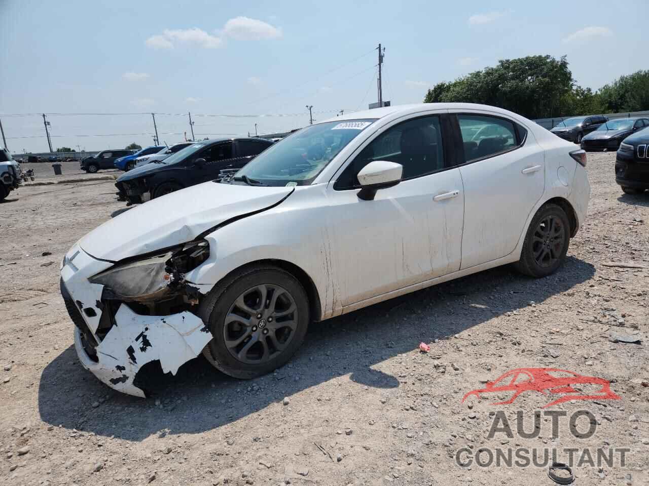 TOYOTA YARIS 2019 - 3MYDLBYV1KY519363