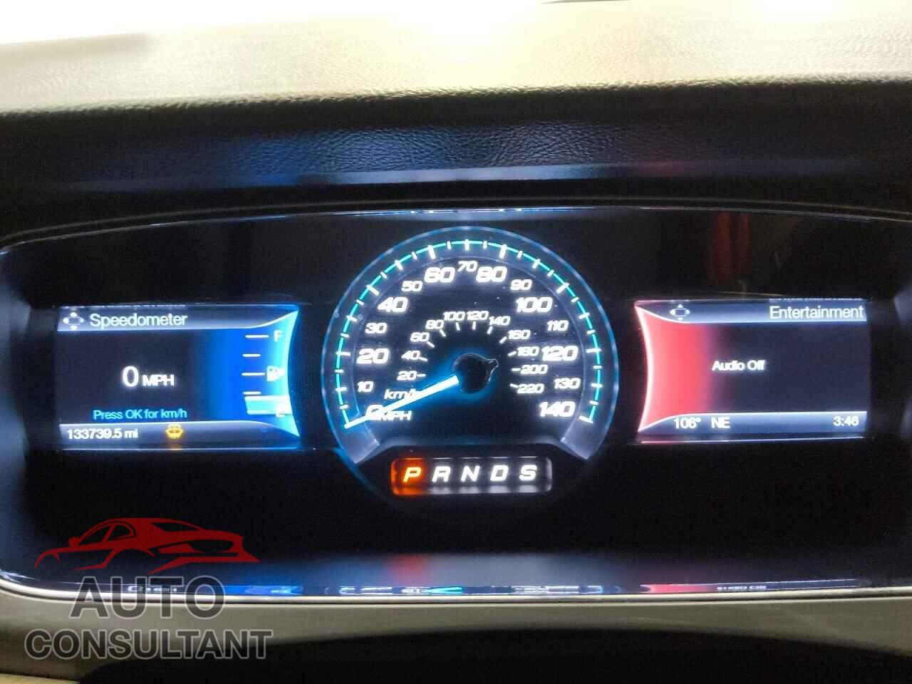 FORD TAURUS 2017 - 1FAHP2E83HG146510