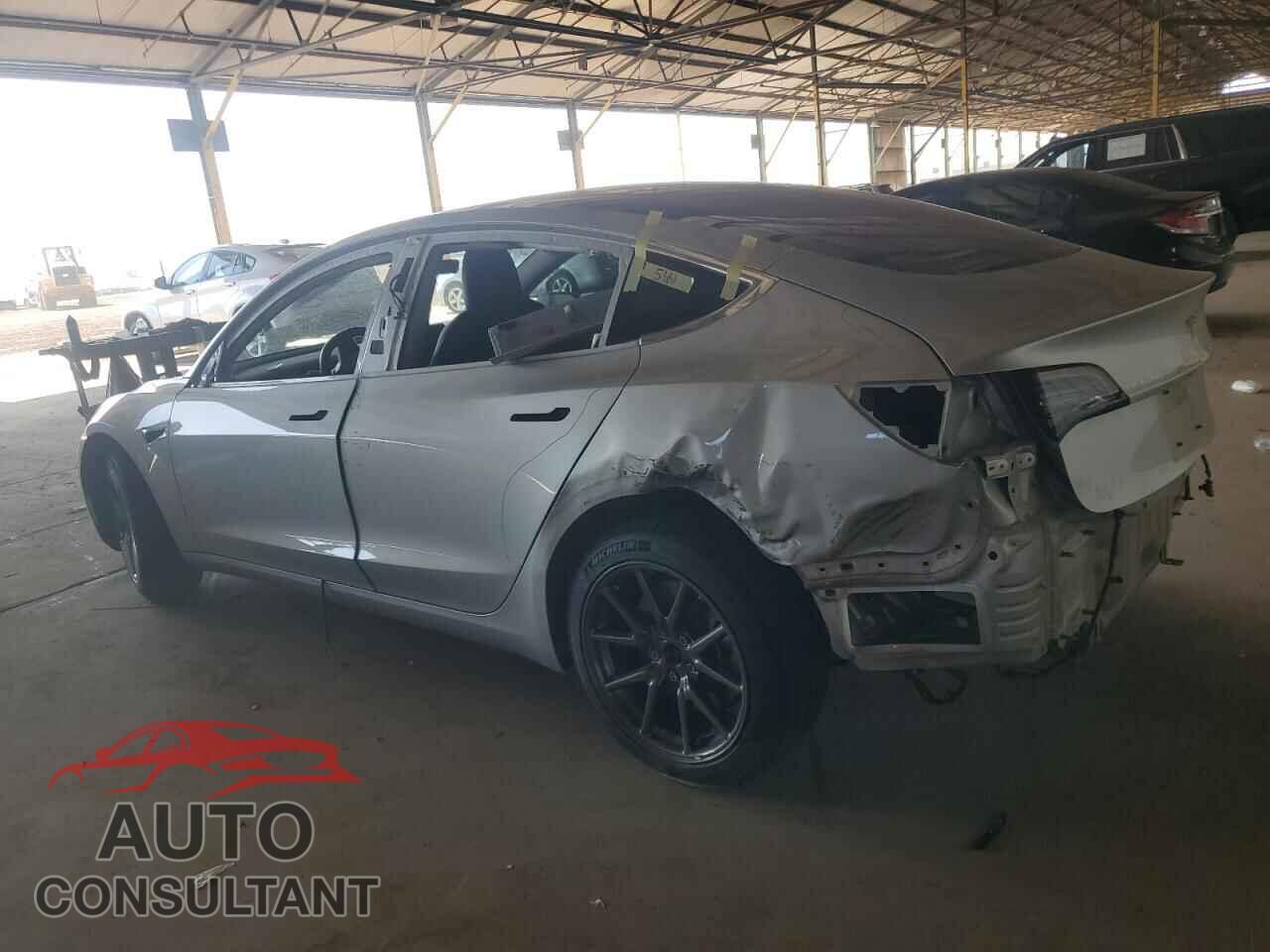 TESLA MODEL 3 2018 - 5YJ3E1EA1JF022050