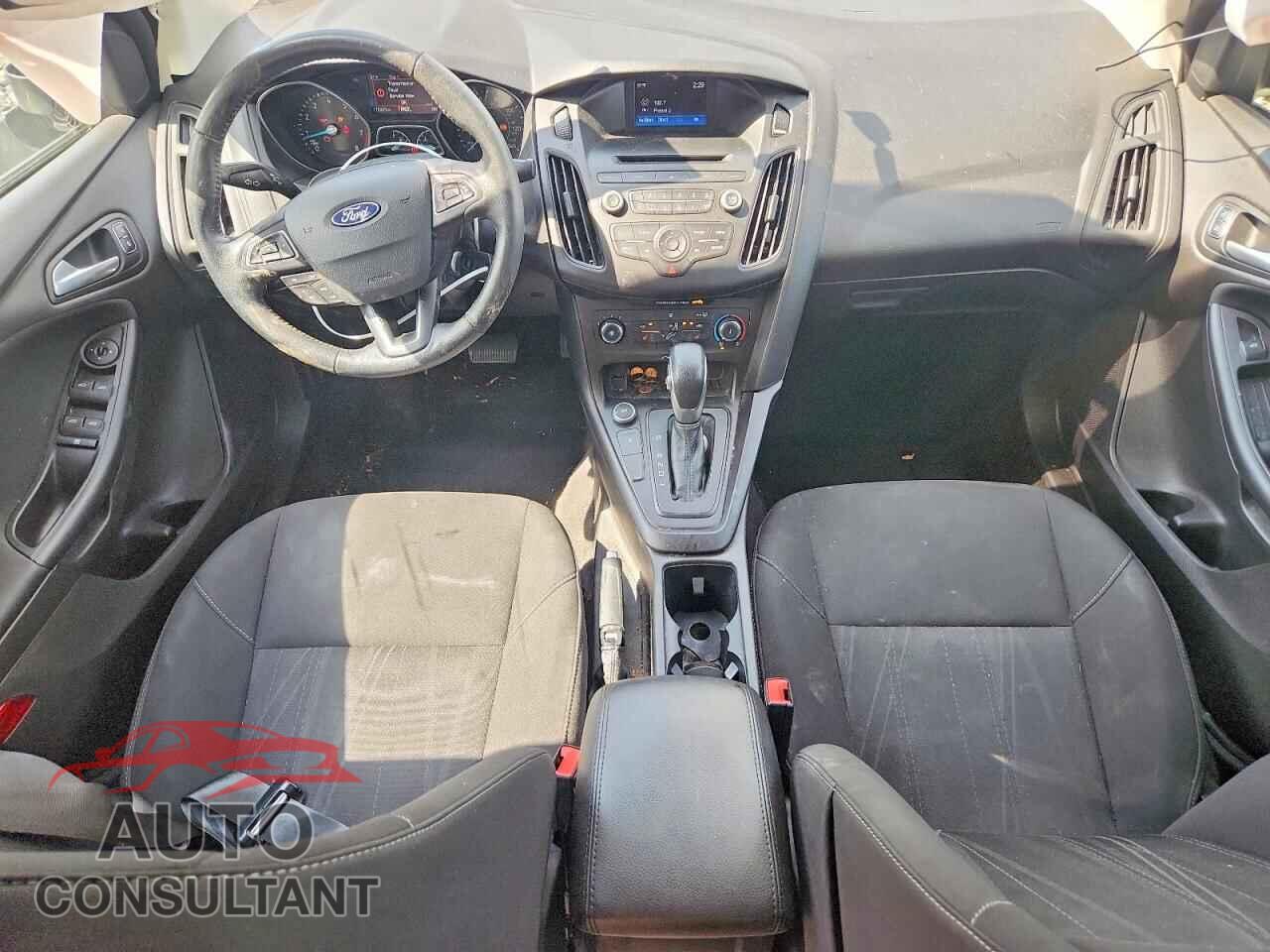 FORD FOCUS 2017 - 1FADP3F2XHL348041