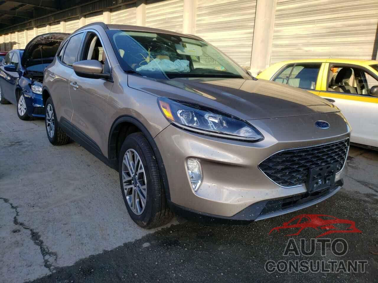 FORD ESCAPE 2021 - 1FMCU9H68MUA52050