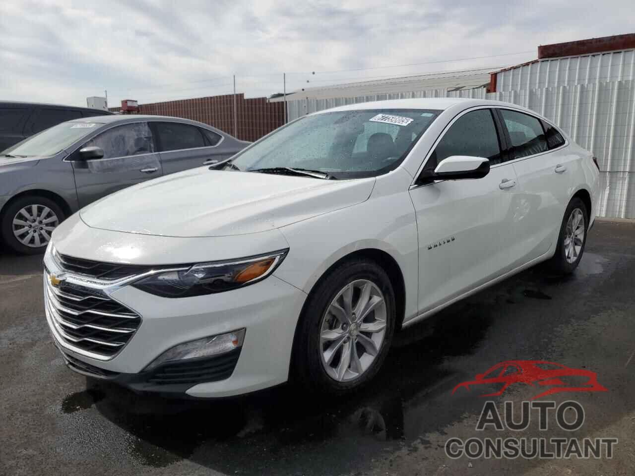 CHEVROLET MALIBU 2022 - 1G1ZD5ST3NF105371