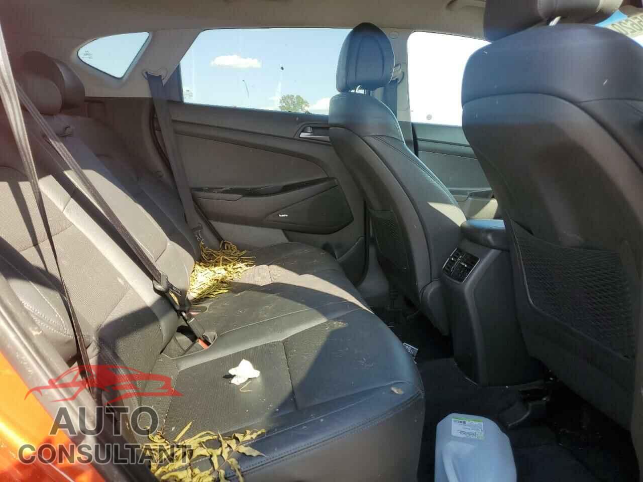 HYUNDAI TUCSON 2017 - KM8J3CA46HU443395