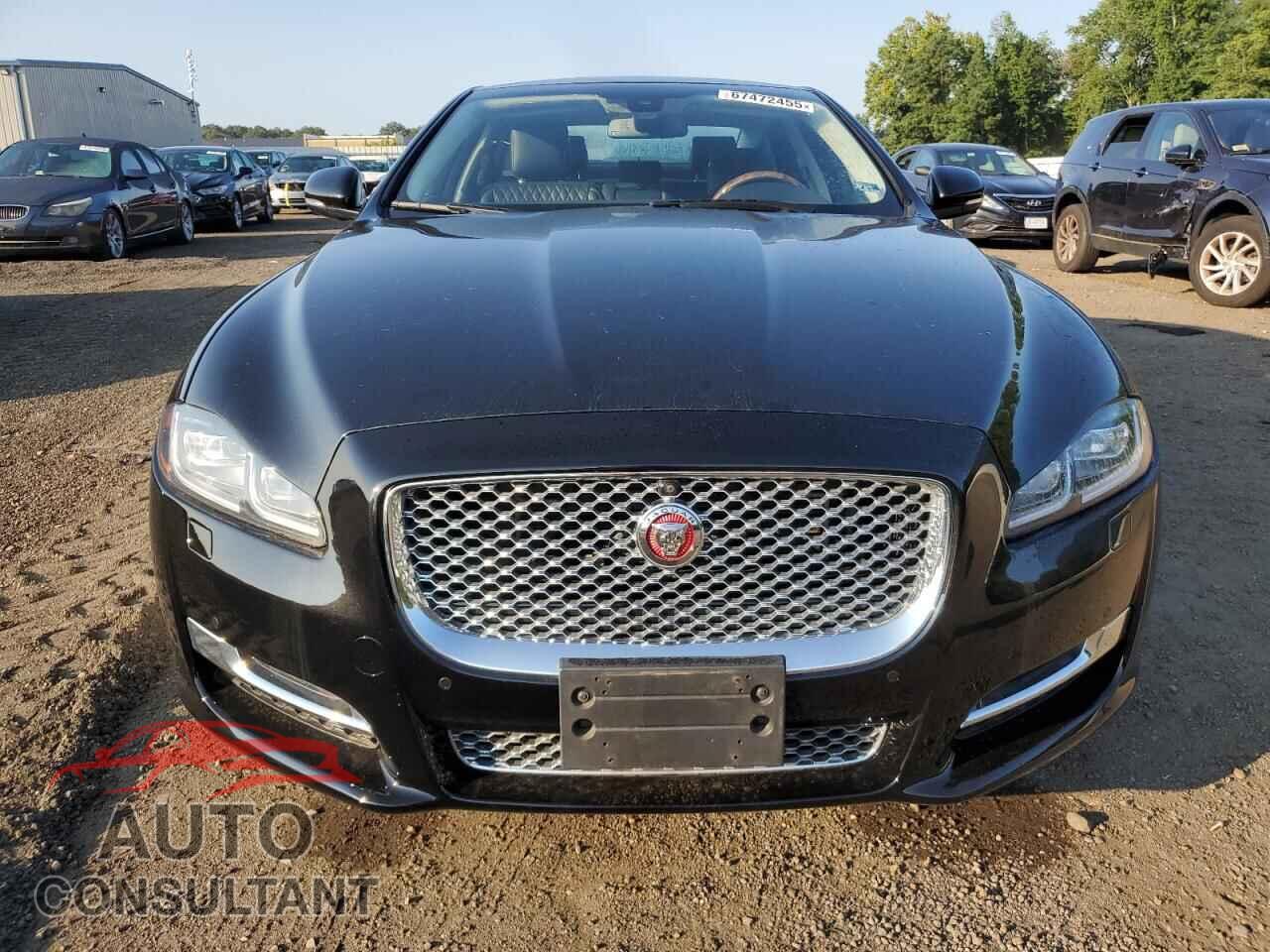 JAGUAR XJ 2017 - SAJWJ2GD3H8W12378