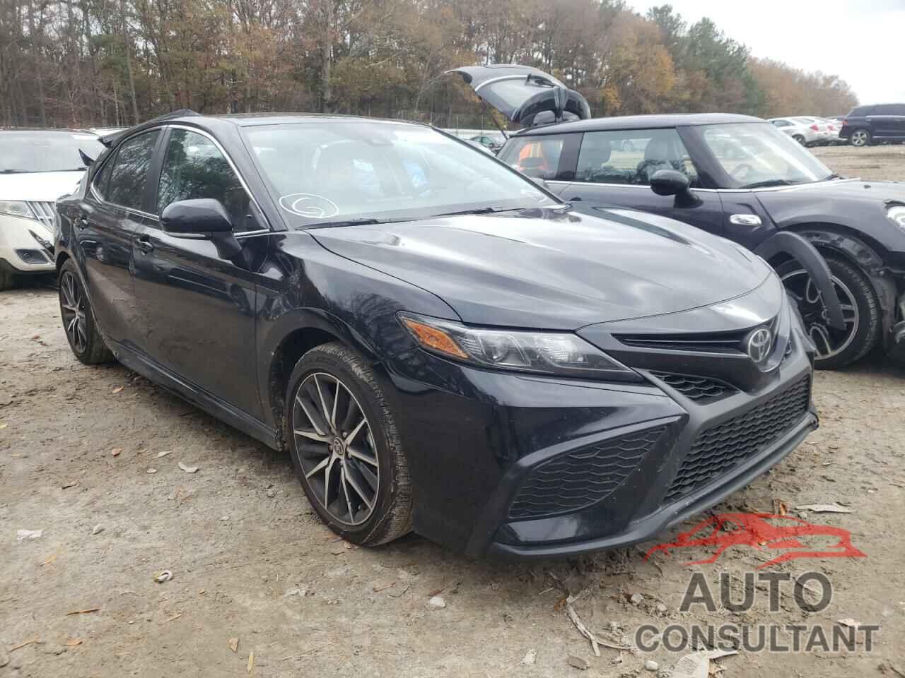 2021 CAMRY TOYOTA