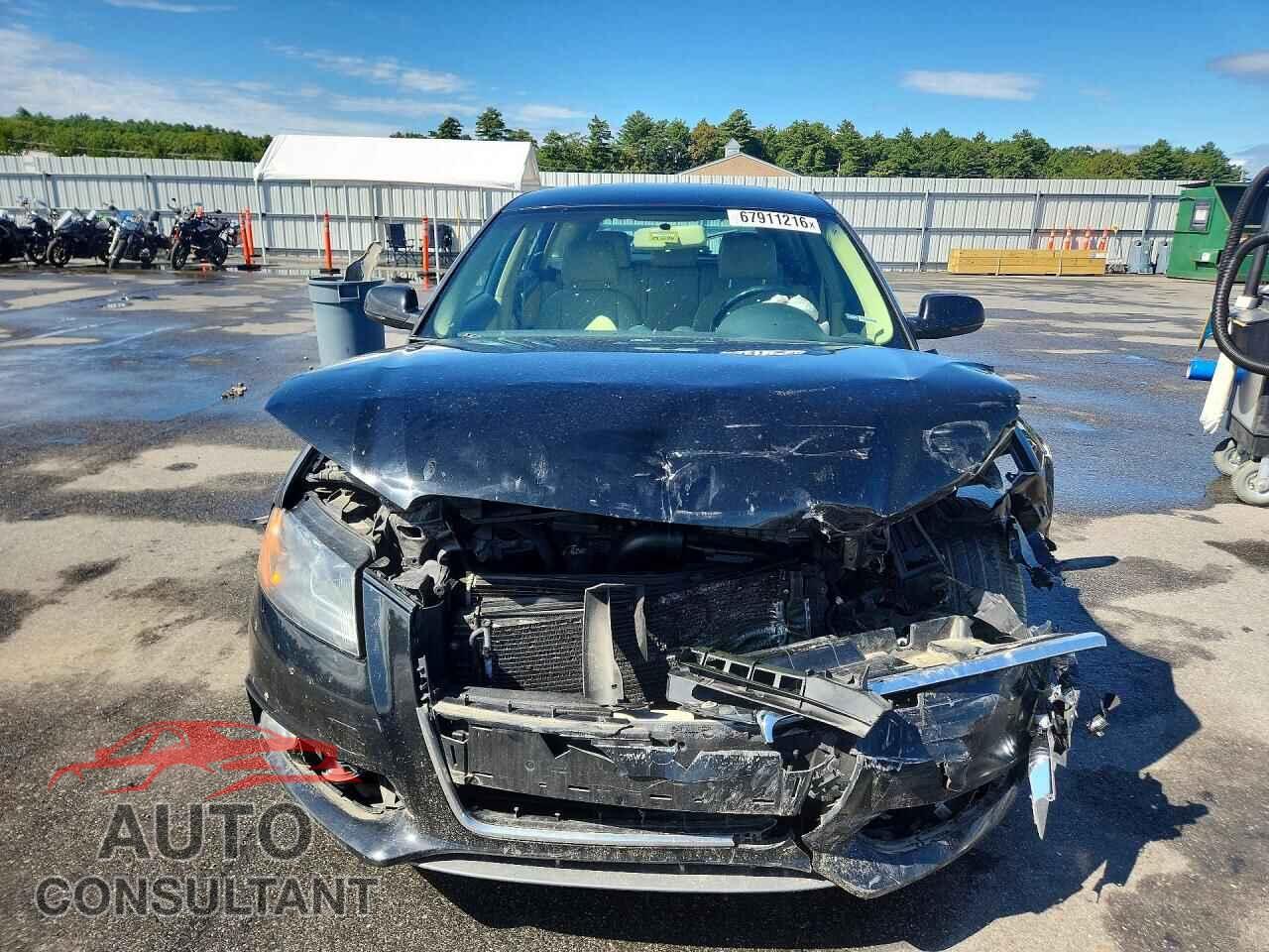 AUDI A3 2012 - WAUBJAFM9CA053877
