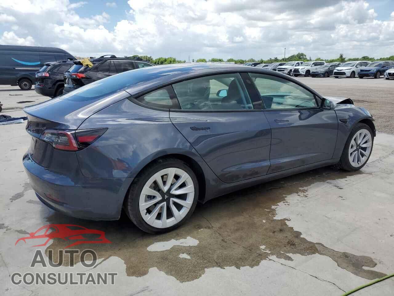 TESLA MODEL 3 2022 - 5YJ3E1EA2NF370302