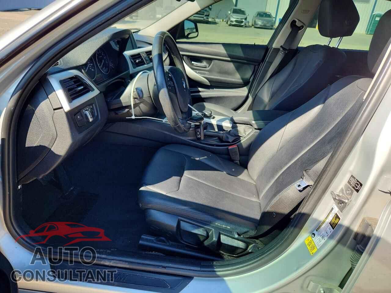 BMW 3 SERIES 2013 - WBA3B1C53DF461598