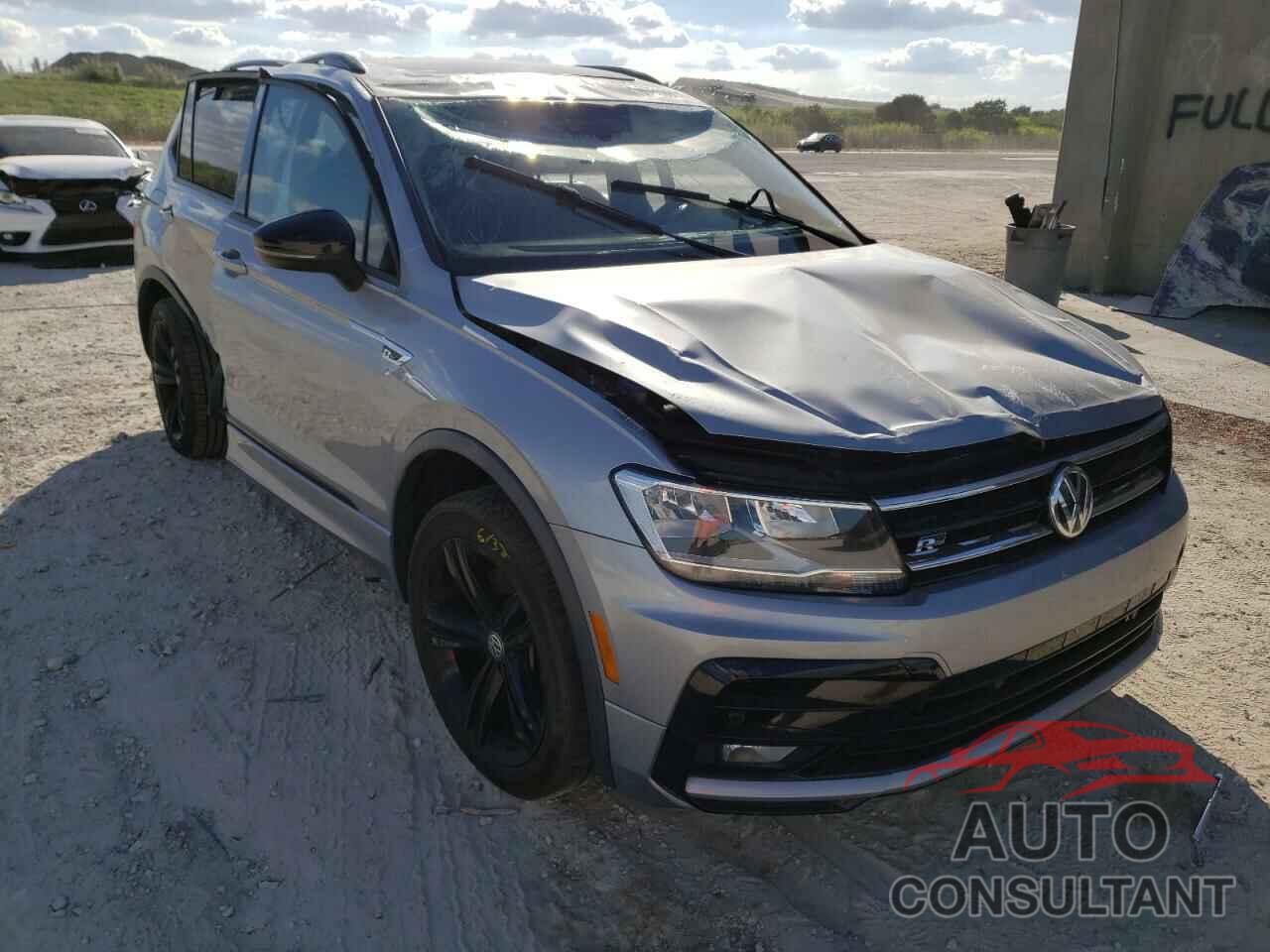 VOLKSWAGEN TIGUAN 2019 - 3VV3B7AXXKM148525