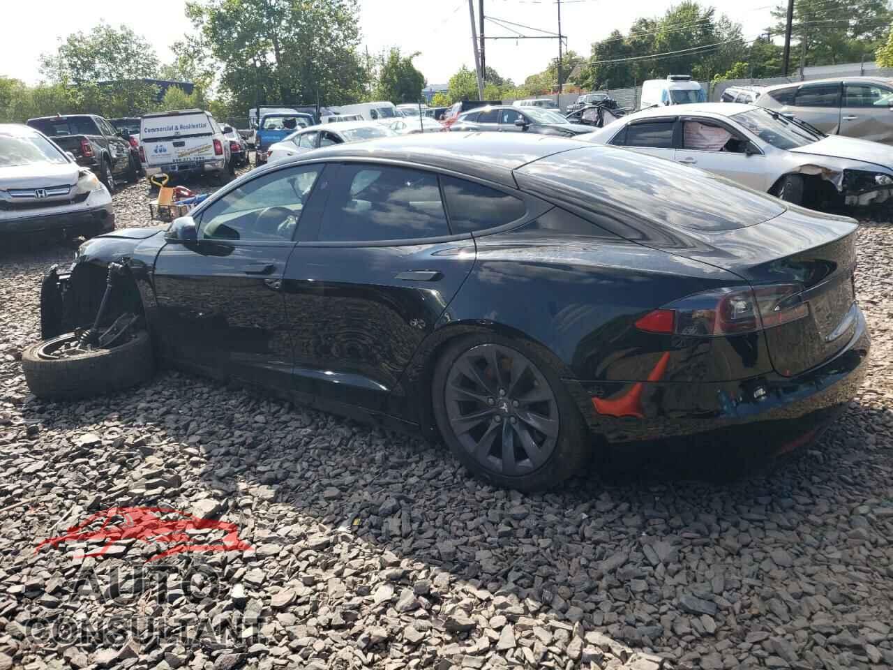 TESLA MODEL S 2018 - 5YJSA1E24JF286525