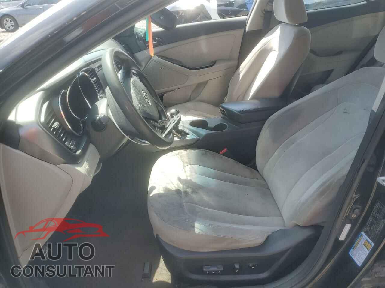 KIA OPTIMA 2011 - KNAGM4A73B5053784