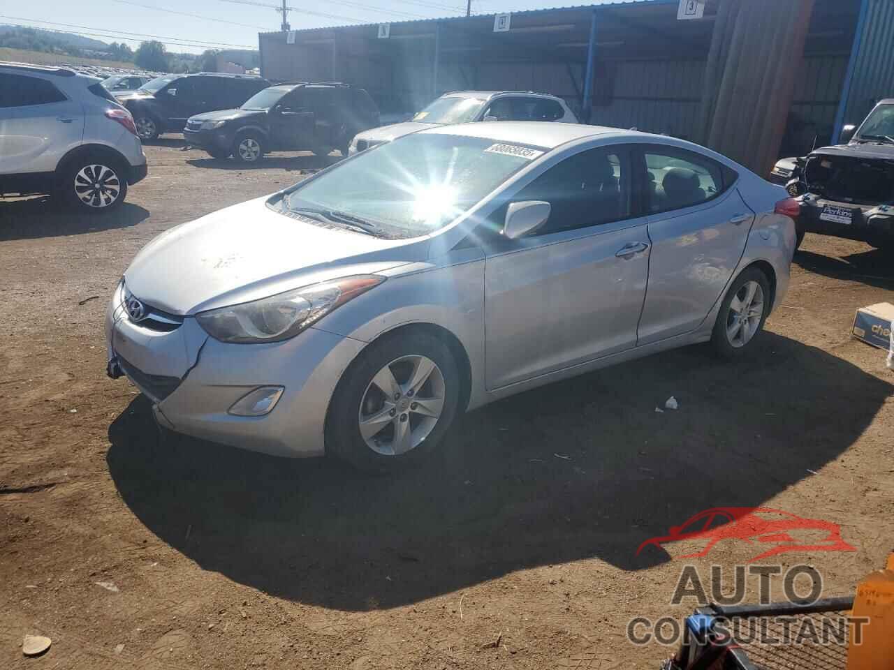 HYUNDAI ELANTRA 2013 - 5NPDH4AE8DH370567