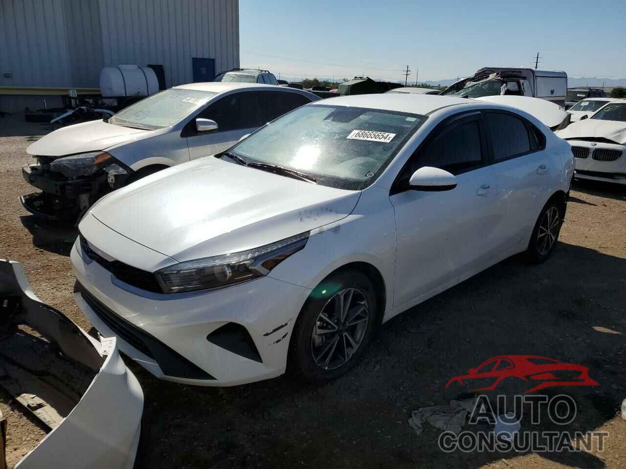 KIA FORTE 2023 - 3KPF24AD7PE530464