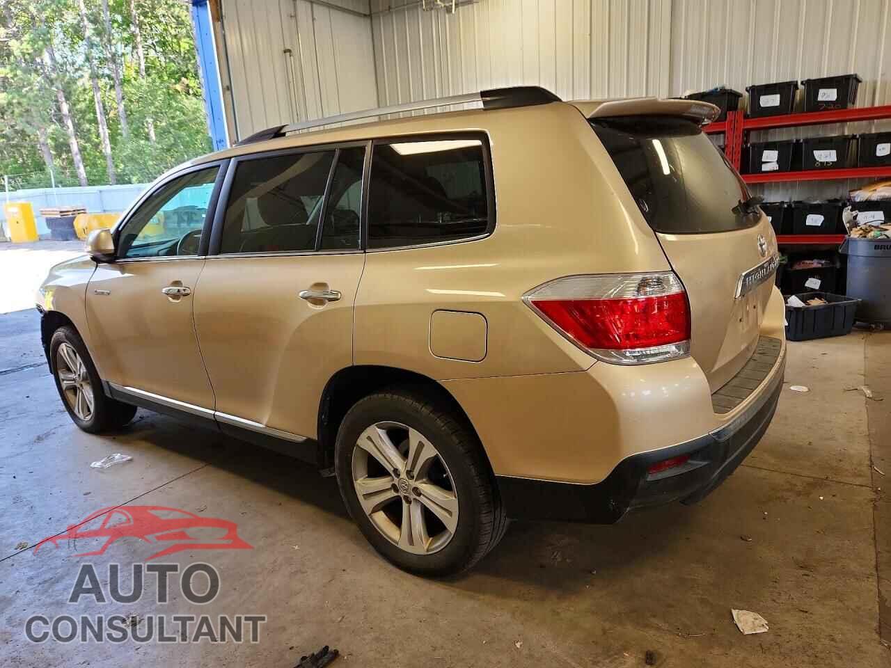 TOYOTA HIGHLANDER 2013 - 5TDDK3EH8DS246633