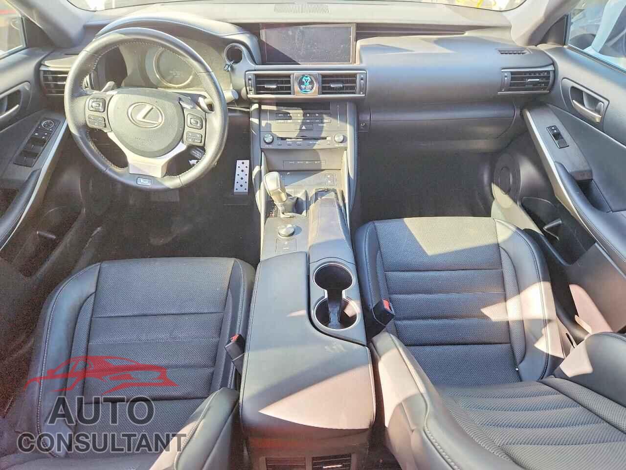 LEXUS IS 2019 - JTHBA1D22K5100256