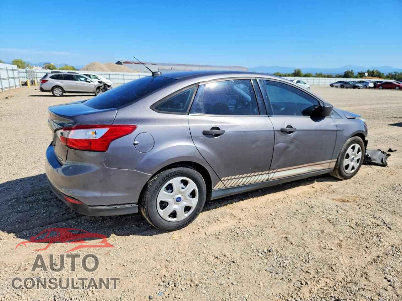 FORD FOCUS 2012 - 1FAHP3E28CL435027