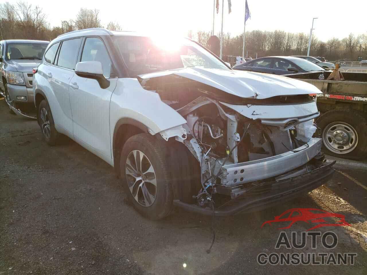 TOYOTA HIGHLANDER 2021 - 5TDGZRBH0MS546442