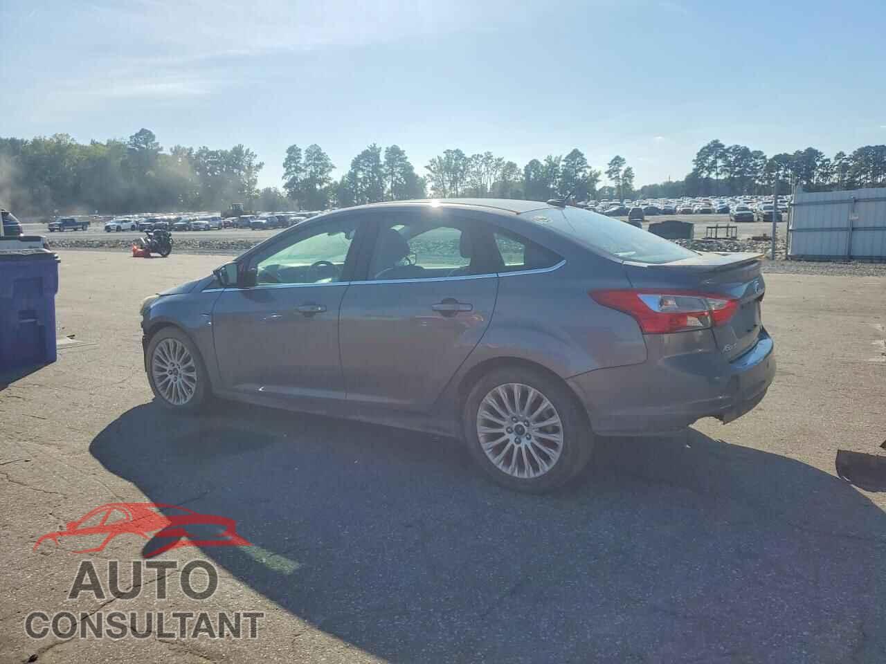 FORD FOCUS 2012 - 1FAHP3J21CL365473