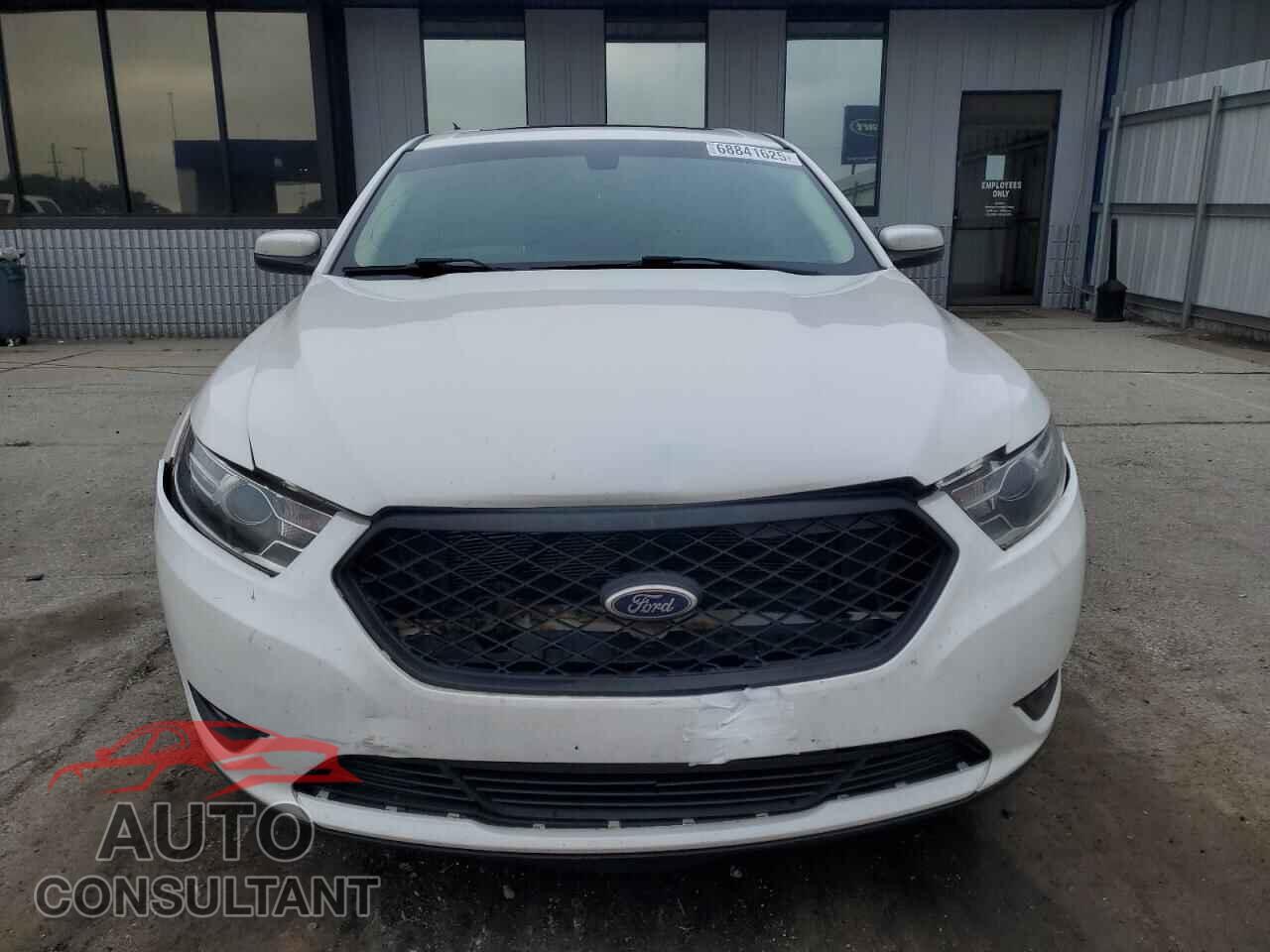 FORD TAURUS 2015 - 1FAHP2E85FG166710