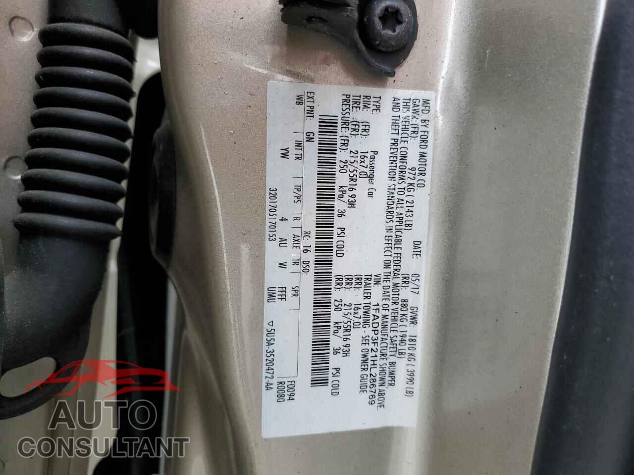 FORD FOCUS 2017 - 1FADP3F21HL286769