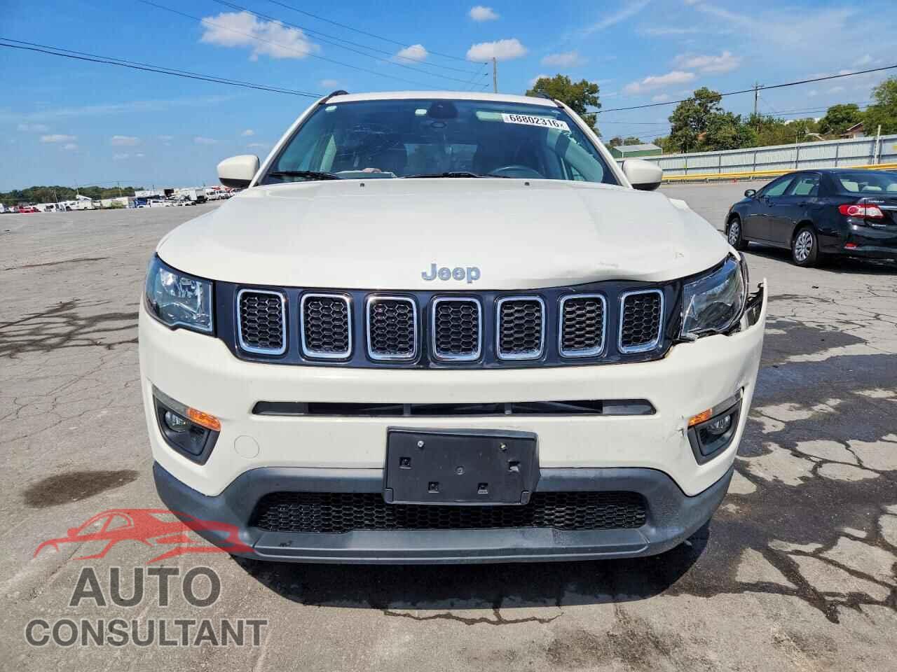 JEEP COMPASS 2018 - 3C4NJDBB7JT192532