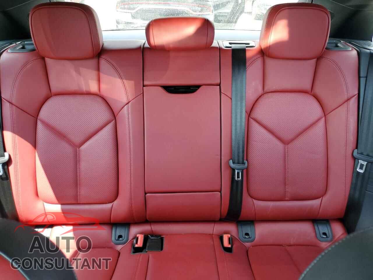 PORSCHE MACAN BASE 2024 - WP1AA2A55RLB03061