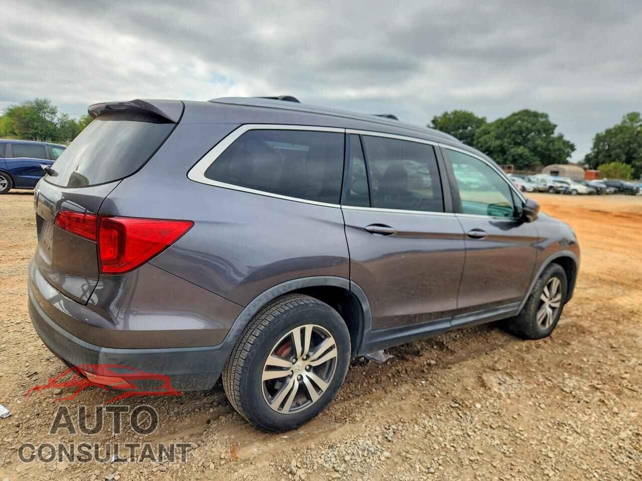 HONDA PILOT 2017 - 5FNYF5H80HB013675