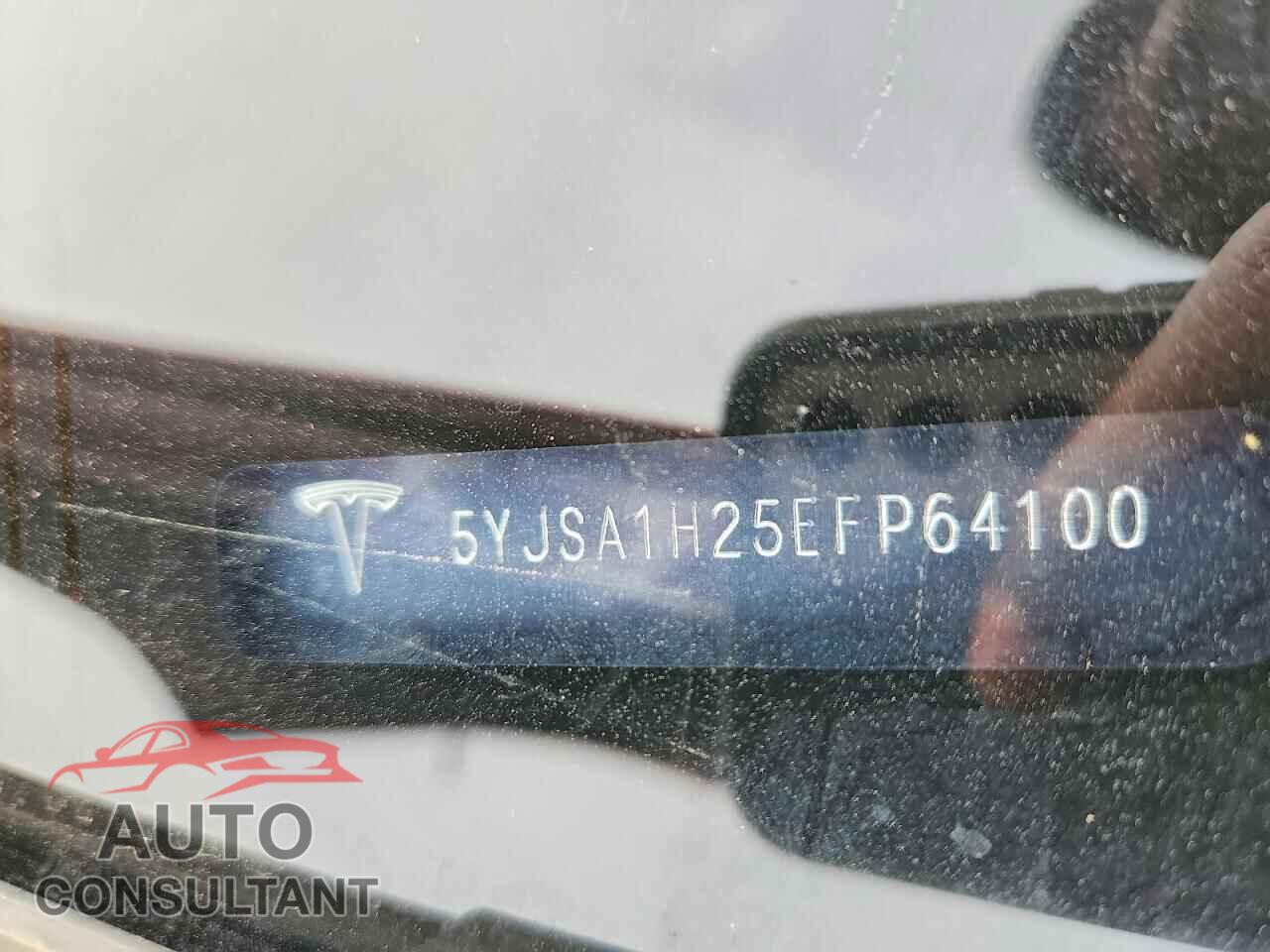 TESLA MODEL S 2014 - 5YJSA1H25EFP64100