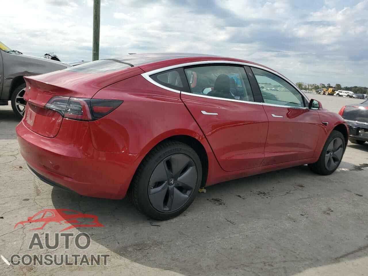 TESLA MODEL 3 2018 - 5YJ3E1EA9JF030753