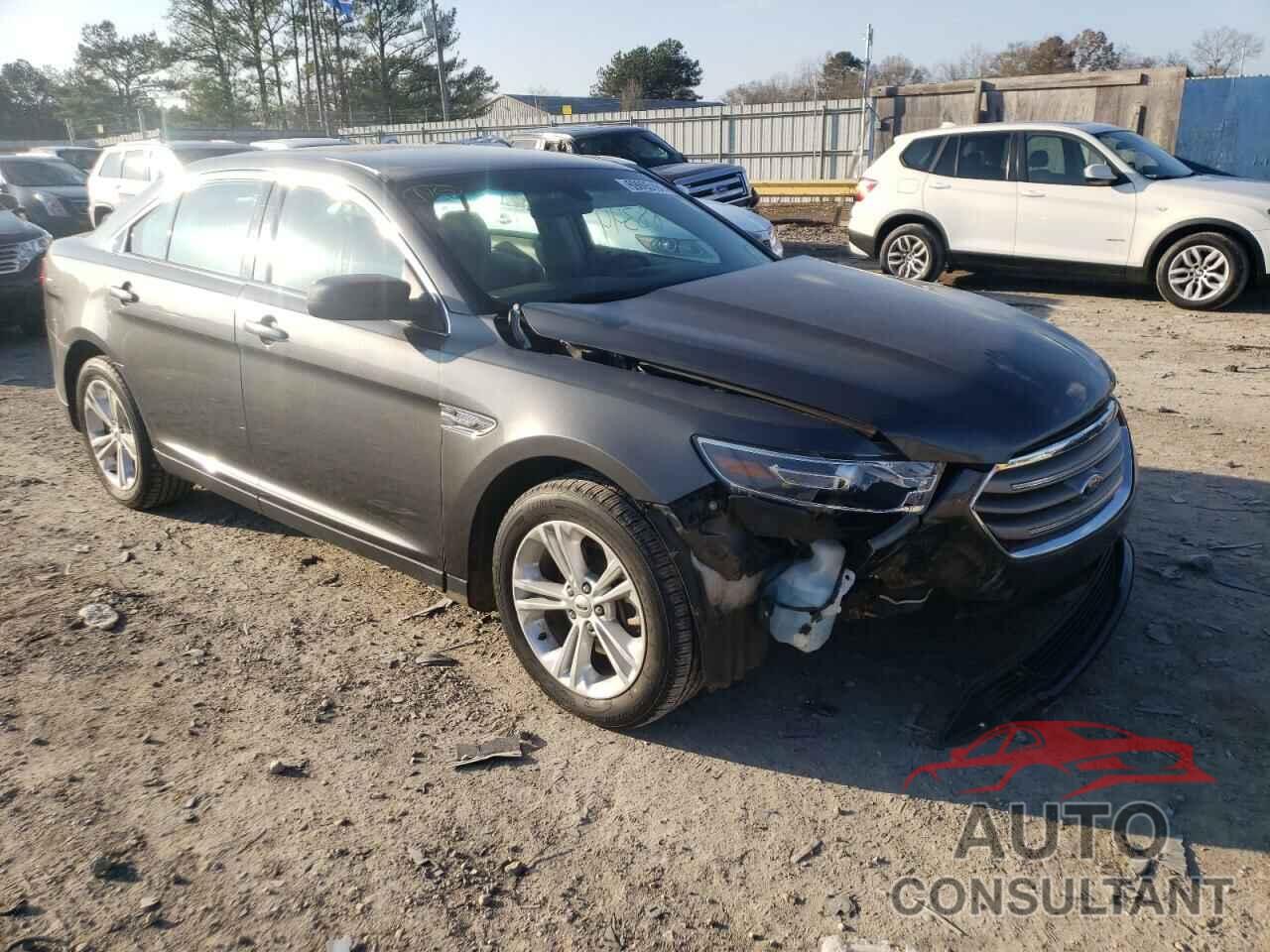 FORD TAURUS 2018 - 1FAHP2D82JG129611