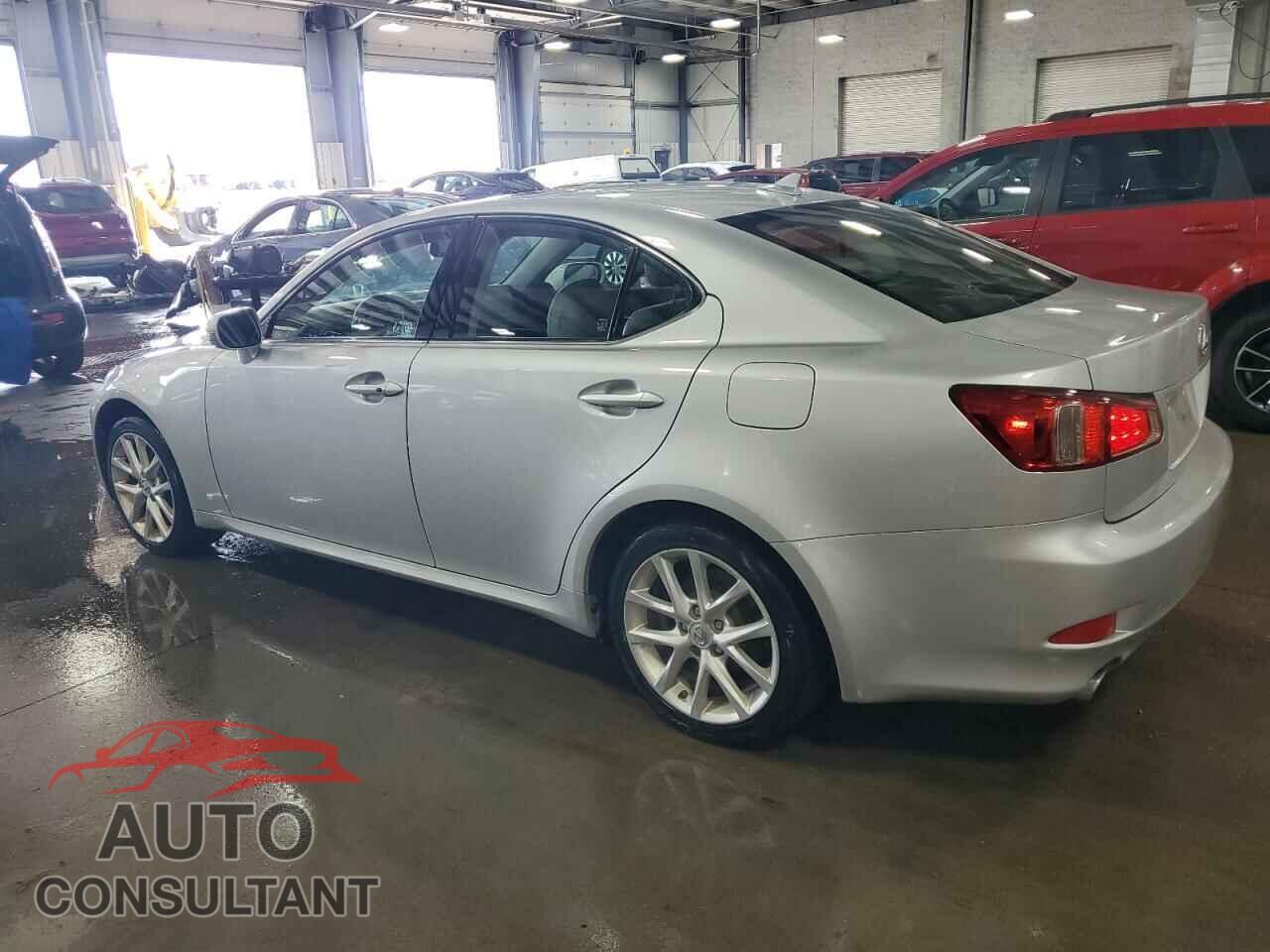 LEXUS IS 2012 - JTHCF5C22C5056906