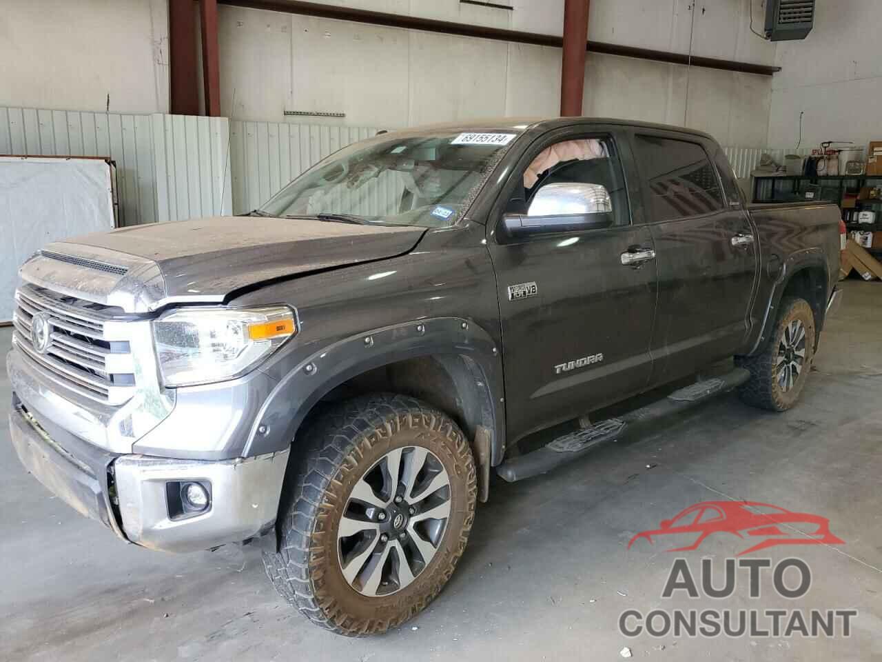 TOYOTA TUNDRA 2018 - 5TFHW5F13JX699275