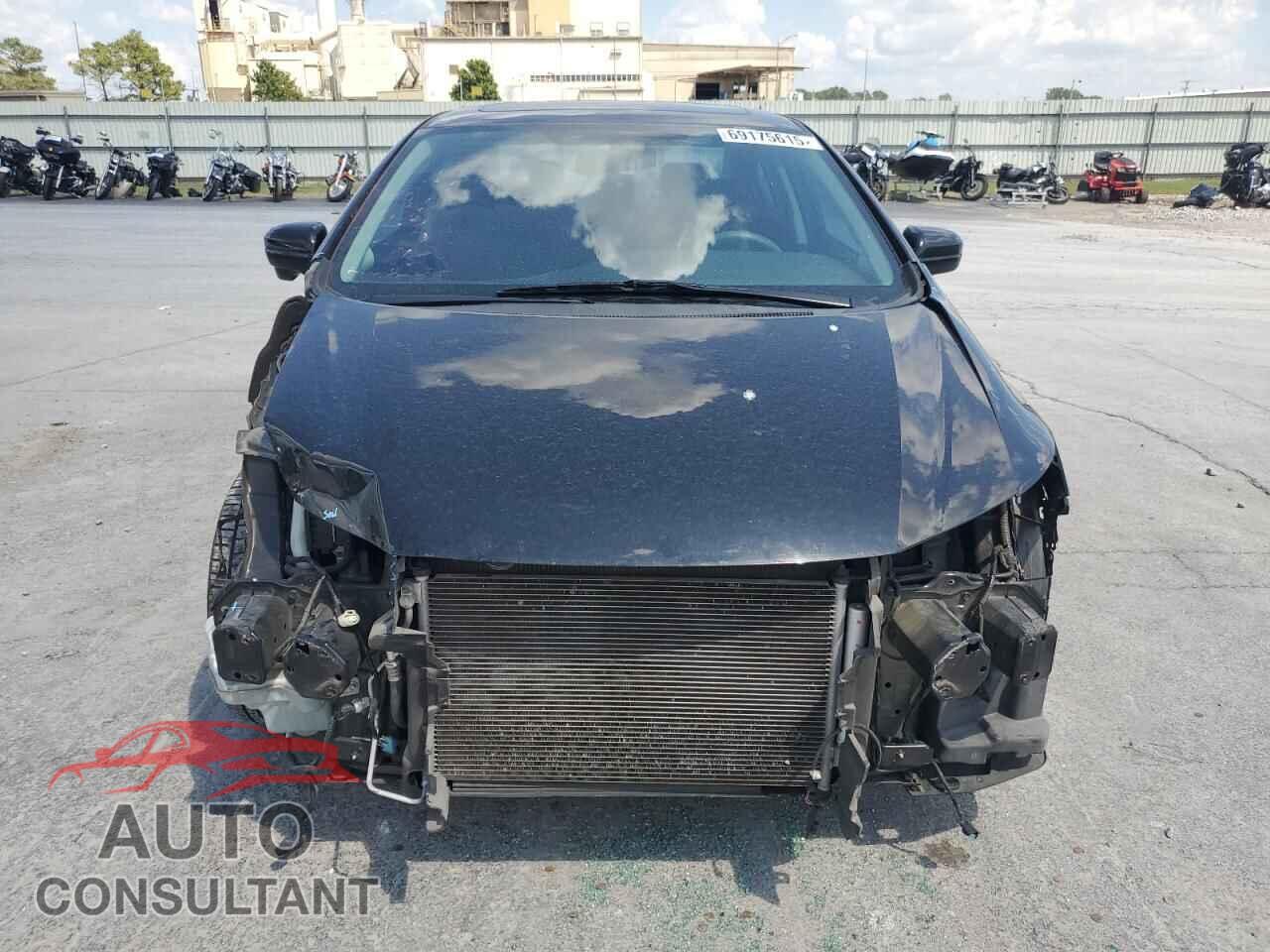 HONDA CIVIC 2015 - 19XFB2F9XFE080252