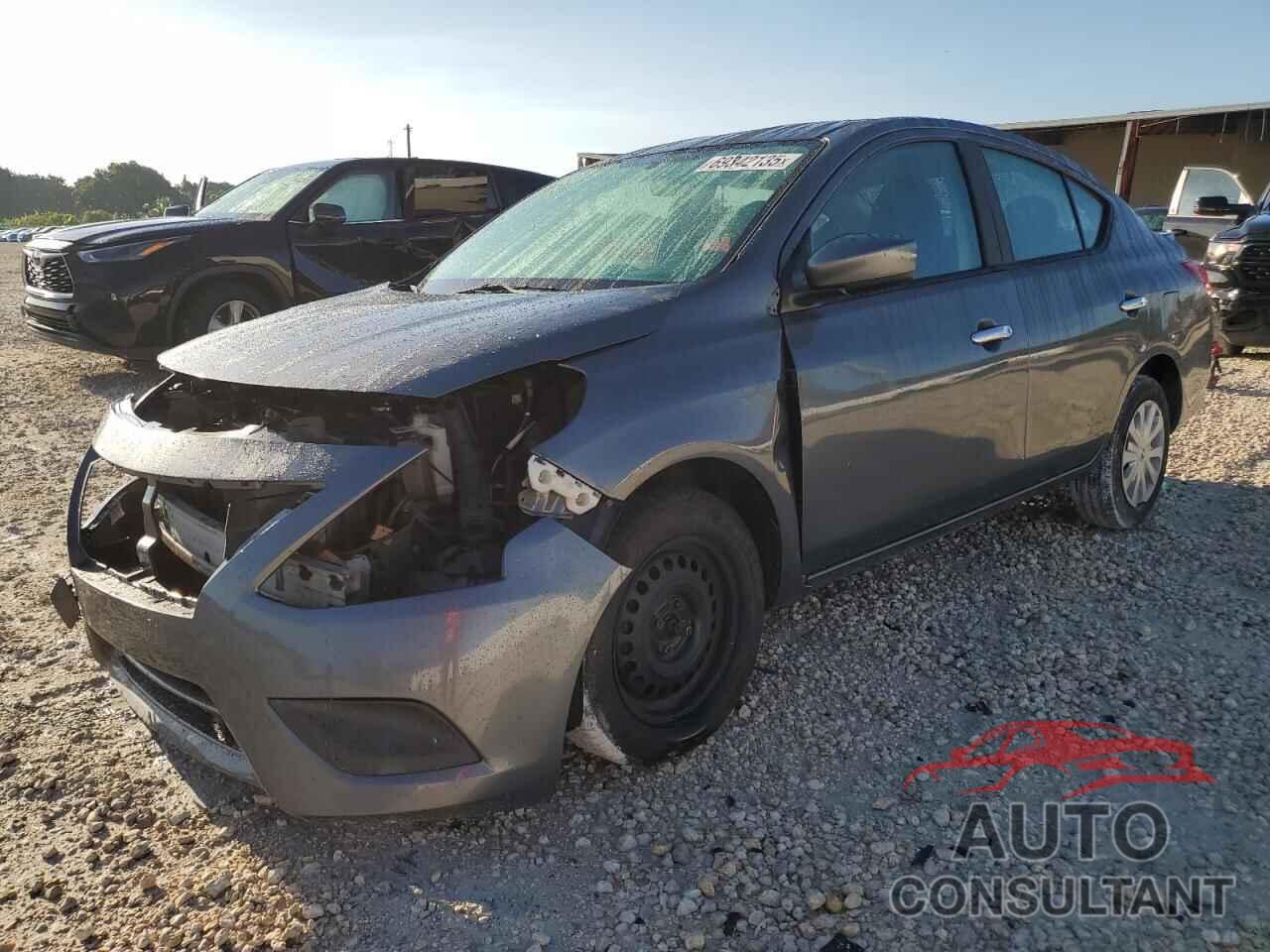 NISSAN VERSA 2018 - 3N1CN7AP3JL885627