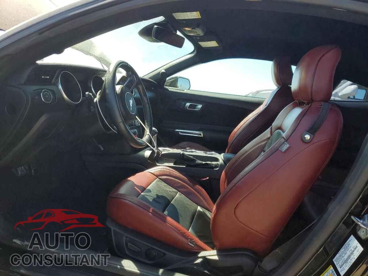 FORD MUSTANG 2021 - 1FA6P8TH9M5117628