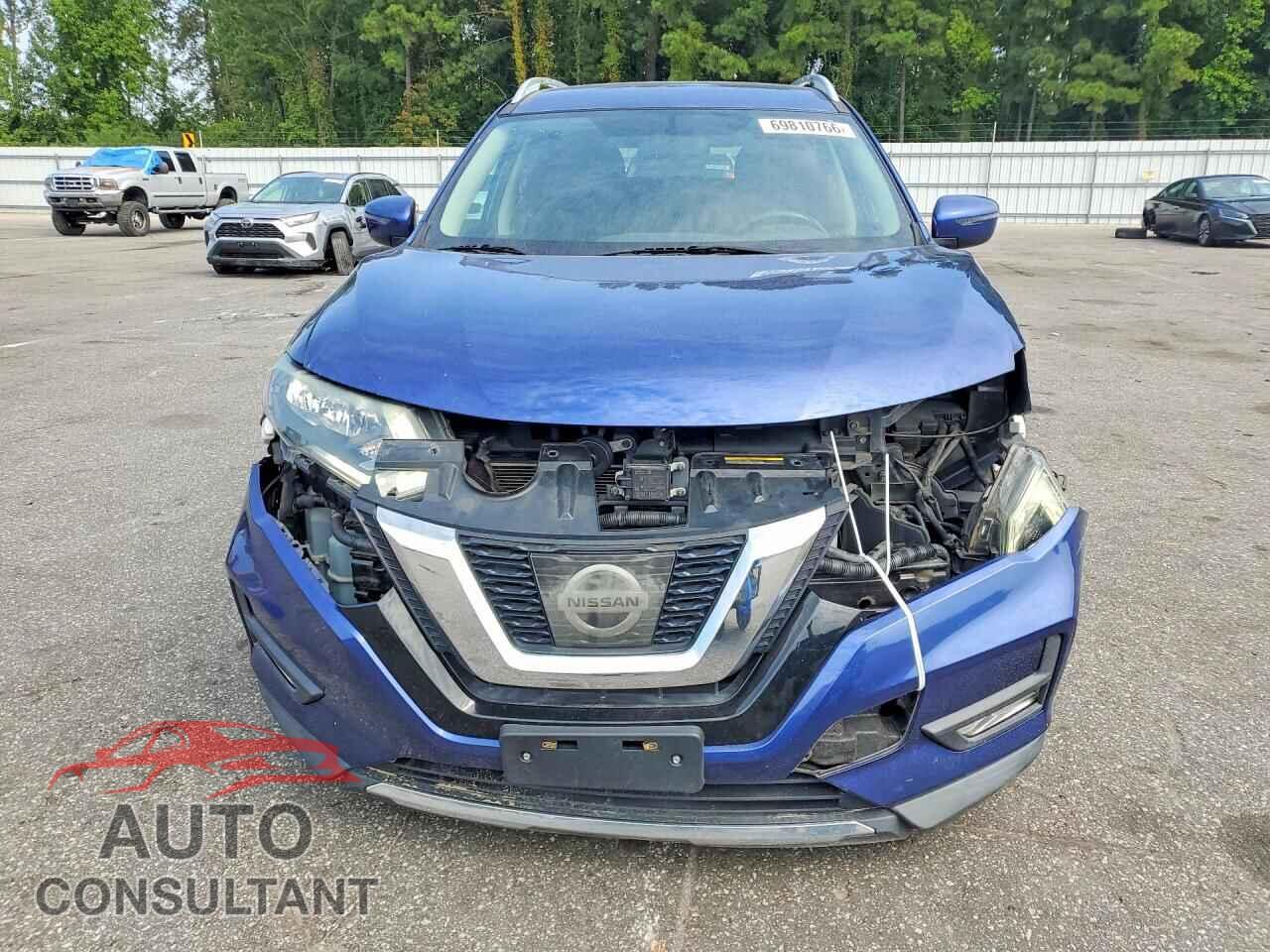 NISSAN ROGUE 2017 - 5N1AT2MT4HC836735