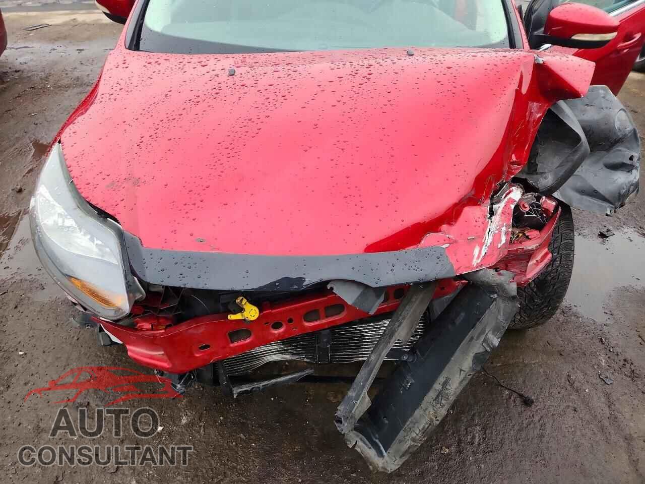 FORD FOCUS 2012 - 1FAHP3N24CL226478
