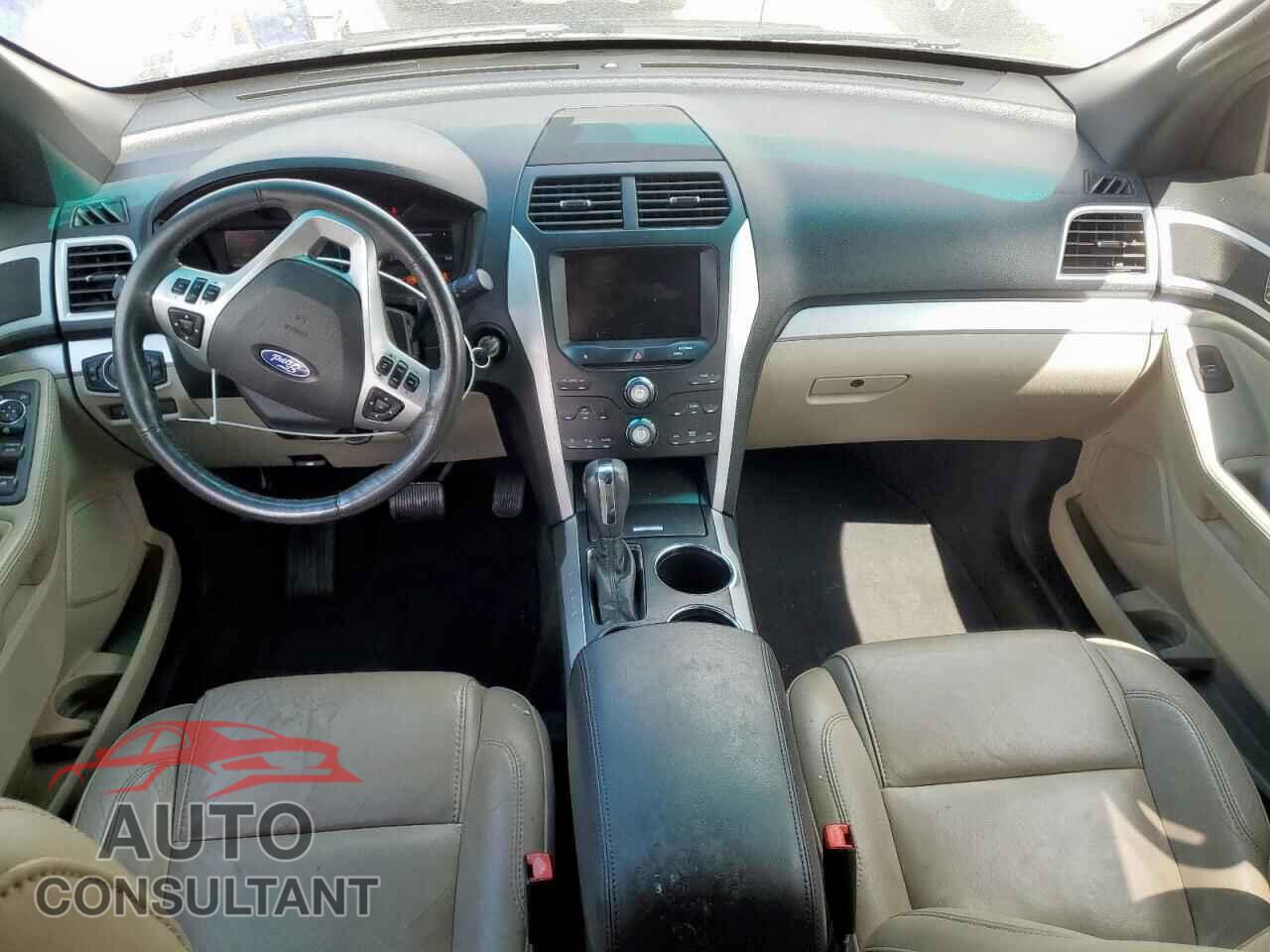 FORD EXPLORER 2013 - 1FM5K7D88DGA25584