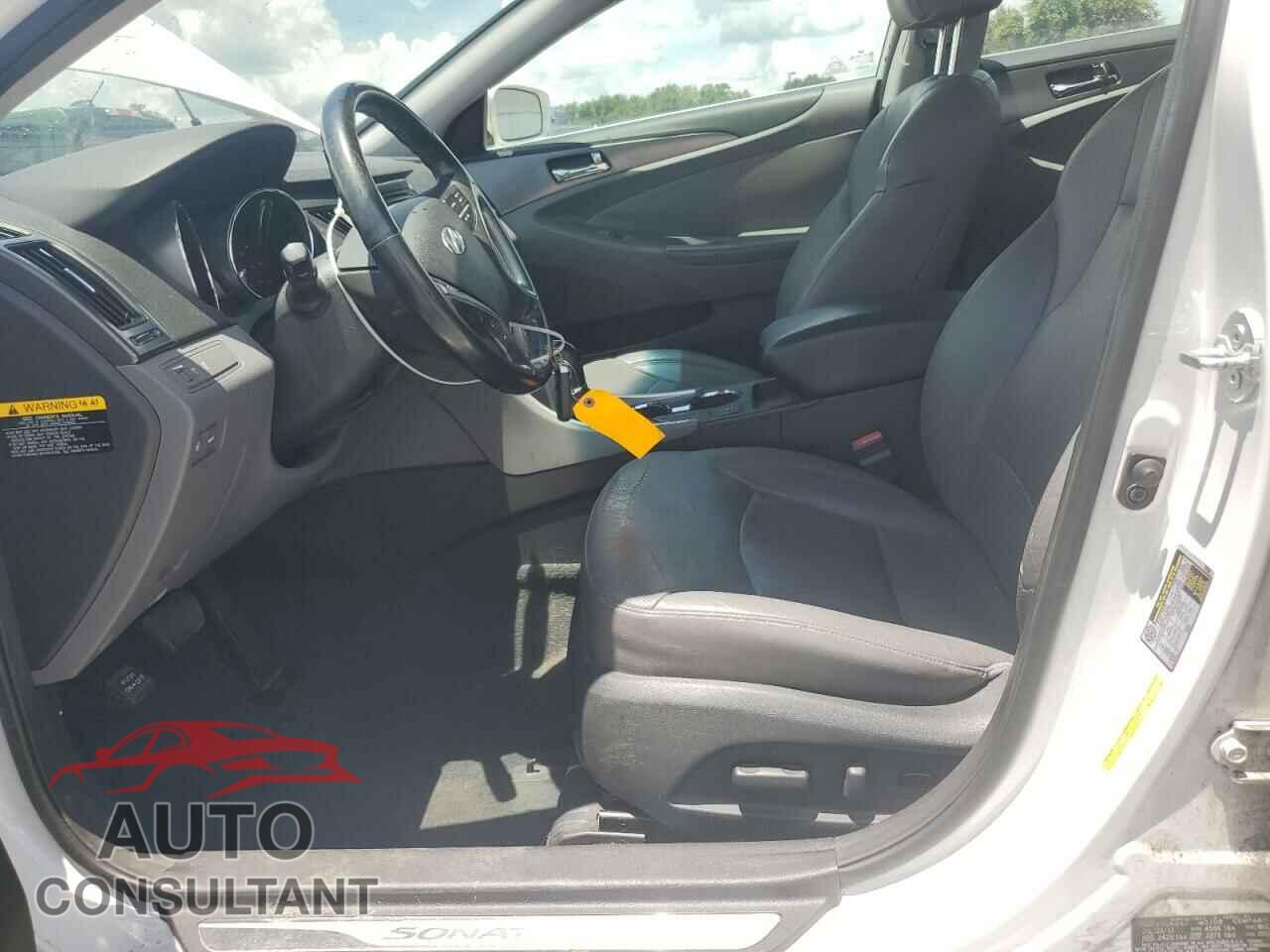 HYUNDAI SONATA 2013 - KMHEC4A46DA089087