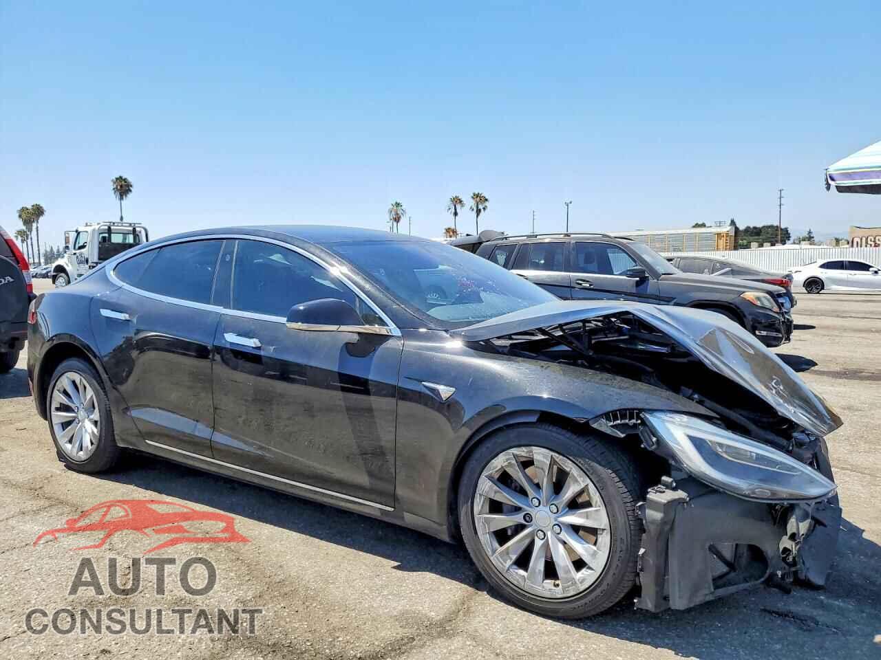 TESLA MODEL S 2018 - 5YJSA1E28JF239840