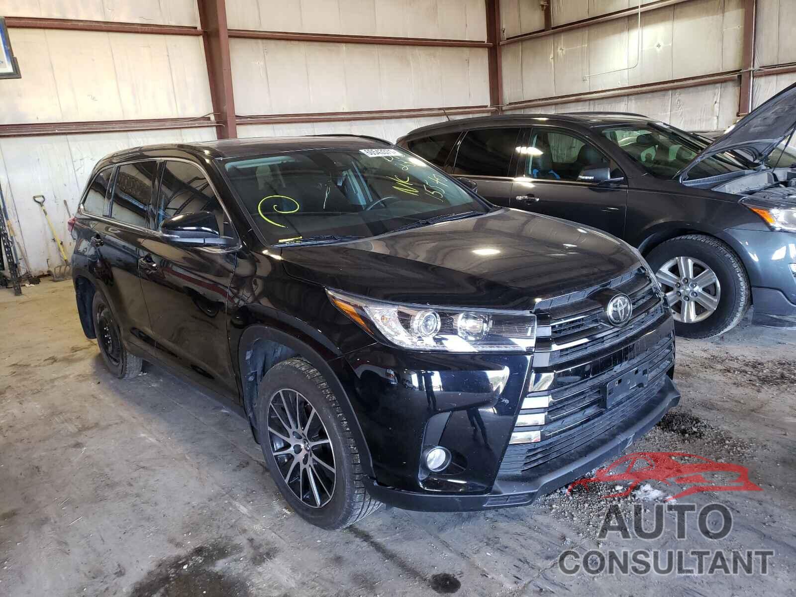 TOYOTA HIGHLANDER 2018 - 5TDJZRFHXJS562353