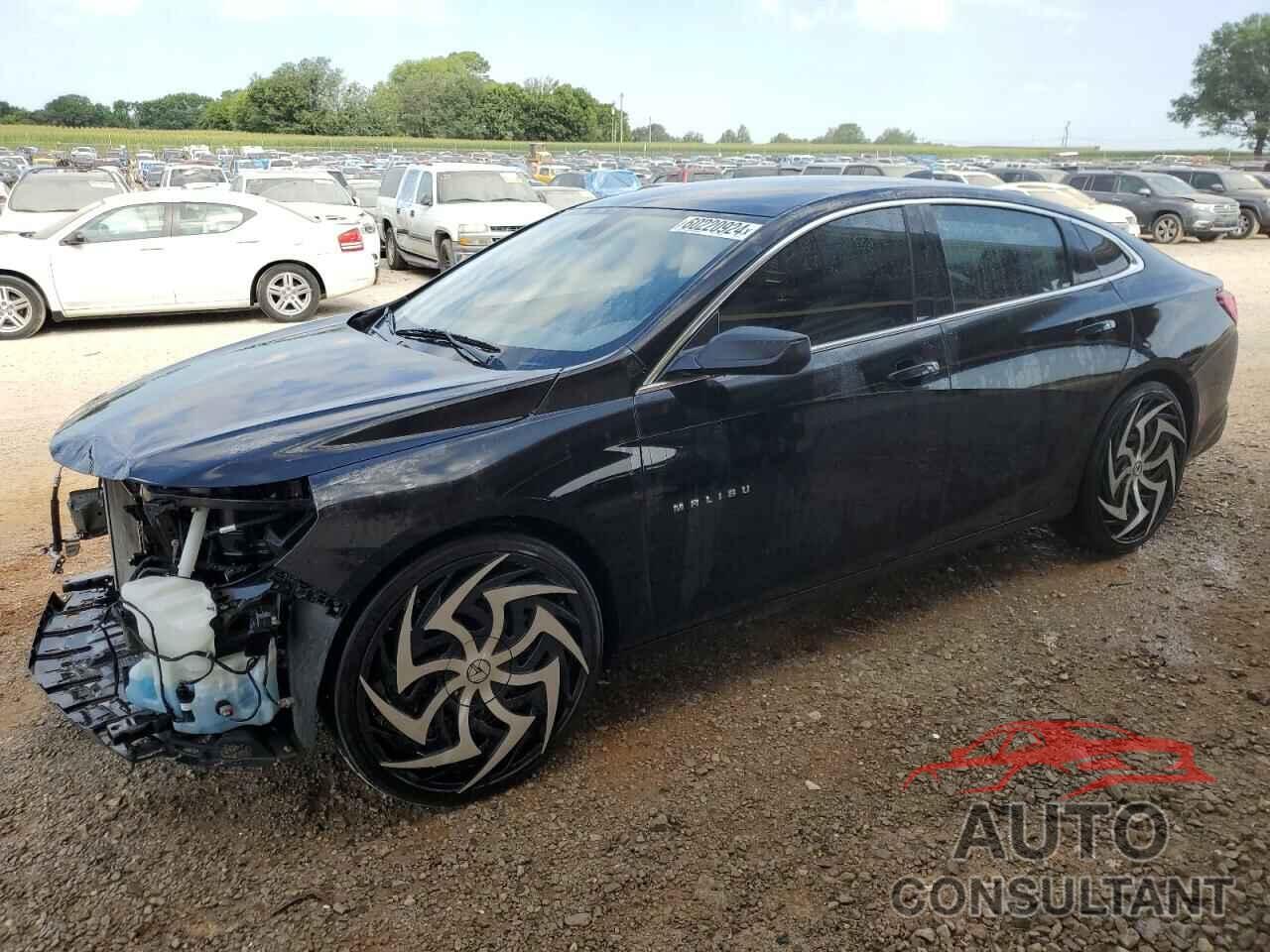 CHEVROLET MALIBU 2018 - 1G1ZB5ST6JF257810