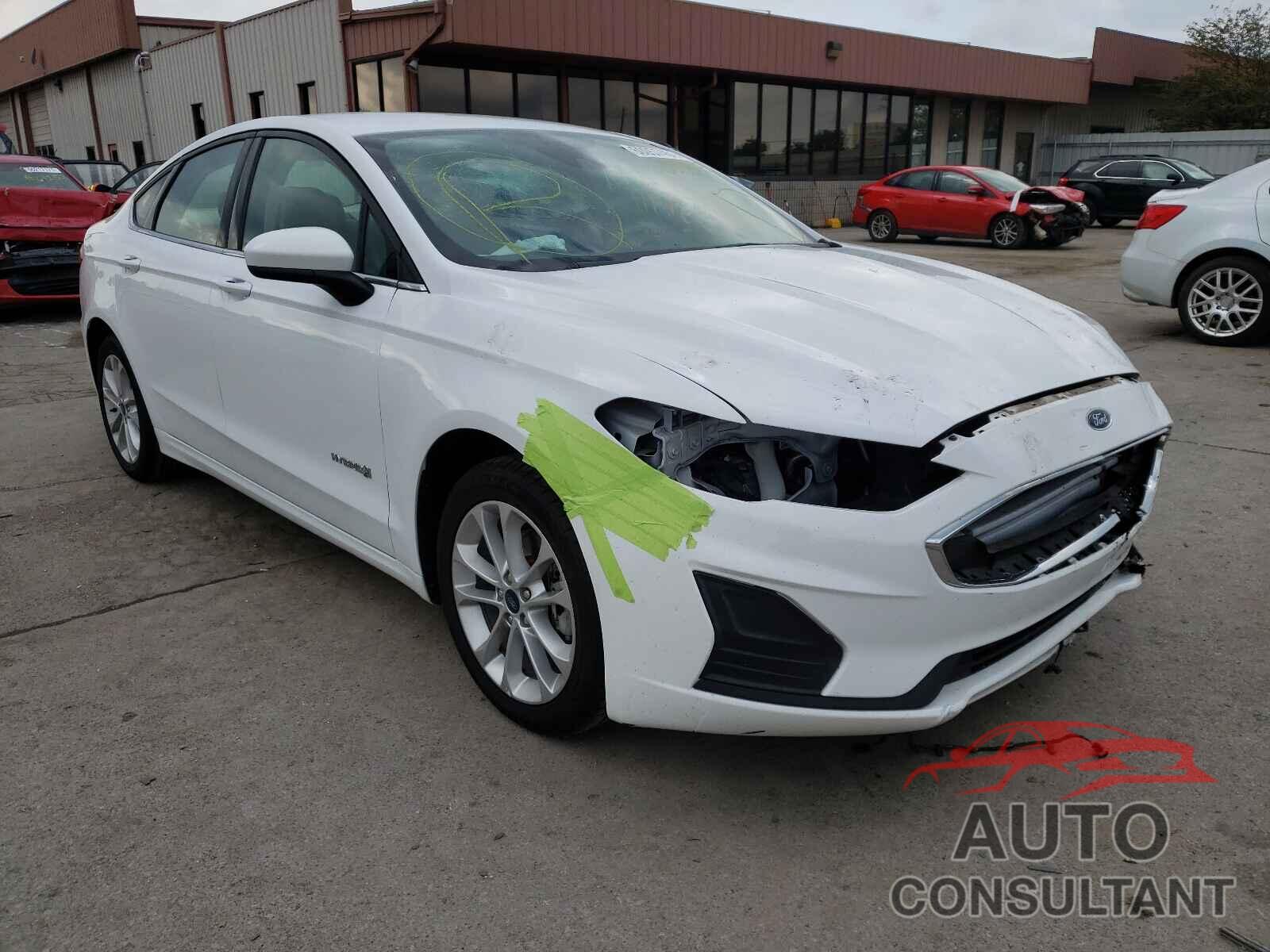 FORD FUSION 2019 - 3FA6P0LU7KR204548