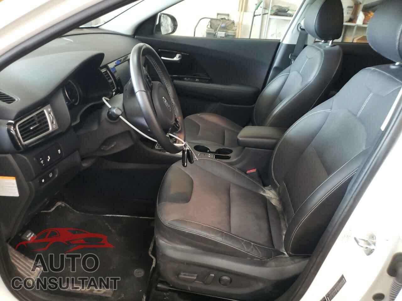 KIA NIRO 2017 - KNDCC3LC7H5092251